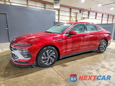 2026 HYUNDAI SONATA HYBRID BLUE KMHL24JJXTA137950 - główne zdjęcie licytacji z USA - miniatura