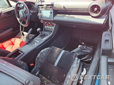 Zdjęcie 8 z 13 samochodu: 2024 TOYOTA GR 86 PREMIUM VIN:JF1ZNBE14R9760288 - miniatura