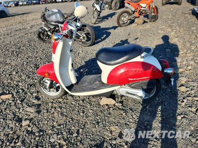 Trzecie zdjęcie samochodu z tyłu: 2003 HONDA CHF50 VIN:JH2AF60073K102269 - miniatura