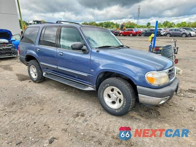 Czwarte zdjęcie samochodu z boku: 2000 FORD EXPLORER XLT VIN:1FMZU83P4YZC12132 - miniatura