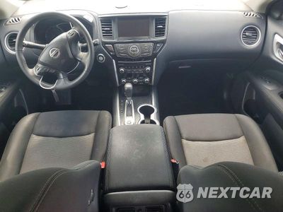 Zdjęcie 8 z 14 samochodu: 2017 NISSAN PATHFINDER SV VIN:5N1DR2MM3HC657557 - miniatura