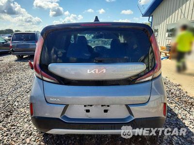 Zdjęcie 6 z 13 samochodu: 2023 KIA SOUL LX VIN:KNDJ23AU5P7856168 - miniatura