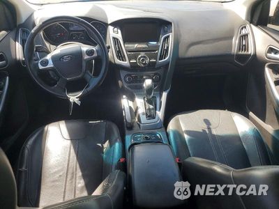 Zdjęcie 8 z 12 samochodu: 2014 FORD FOCUS TITANIUM VIN:1FADP3N28EL176623 - miniatura
