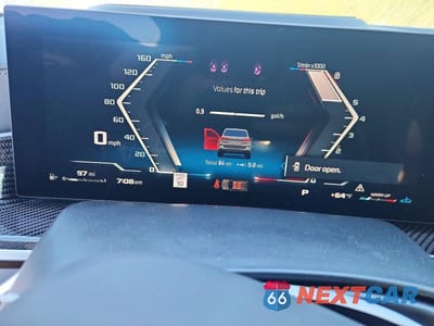 Zdjęcie 9 z 13 samochodu: 2026 BMW X5 M60I VIN:5UX33EU0XT9243731 - miniatura