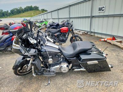 Trzecie zdjęcie samochodu z tyłu: 2012 HARLEY-DAVIDSON FLTRX ROAD GLIDE CUSTOM VIN:1HD1KHM1XCB622354 - miniatura