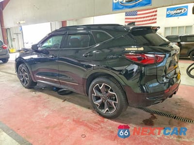 Drugie zdjęcie samochodu z przodu: 2022 CHEVROLET BLAZER RS VIN:3GNKBKRSXNS129566 - miniatura