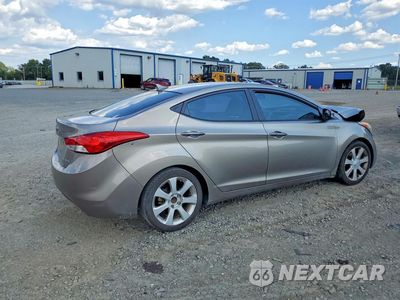 Trzecie zdjęcie samochodu z tyłu: 2013 HYUNDAI ELANTRA LIMITED VIN:5NPDH4AE9DH332149 - miniatura