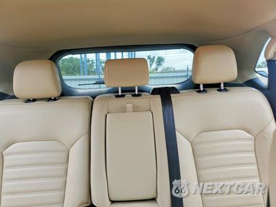 Zdjęcie 10 z 13 samochodu: 2019 FORD EDGE SEL VIN:2FMPK4J98KBB35138 - miniatura