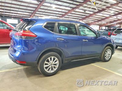 Trzecie zdjęcie samochodu z tyłu: 2017 NISSAN ROGUE SV VIN:5N1AT2MV0HC853405 - miniatura