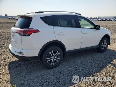 Trzecie zdjęcie samochodu z tyłu: 2018 TOYOTA RAV4 LE VIN:2T3BFREV2JW764719 - miniatura
