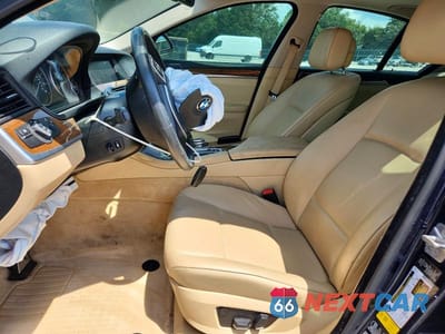 Zdjęcie 7 z 12 samochodu: 2012 BMW 535 XI VIN:WBAFU7C58CDU63884 - miniatura