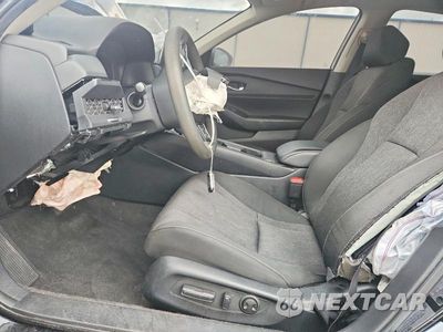 Zdjęcie 7 z 13 samochodu: 2023 HONDA ACCORD EX VIN:1HGCY1F35PA057619 - miniatura