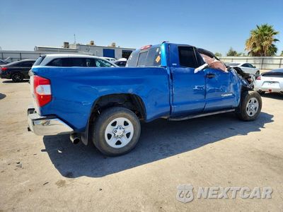 Trzecie zdjęcie samochodu z tyłu: 2017 TOYOTA TUNDRA SR5 VIN:5TFRM5F19HX119869 - miniatura