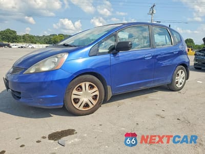 2010 HONDA FIT JHMGE8H2XAC012112 - główne zdjęcie licytacji z USA - miniatura