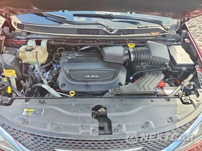 Zdjęcie 11 z 12 samochodu: 2018 CHRYSLER PACIFICA TOURING L VIN:2C4RC1BG4JR294816 - miniatura