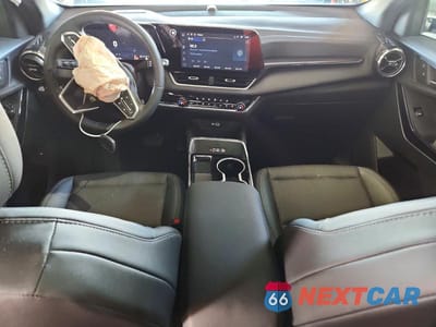 Zdjęcie 8 z 13 samochodu: 2025 CHEVROLET EQUINOX LT VIN:3GNAXHEG6SL320229 - miniatura