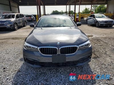 Piąte zdjęcie samochodu w środku: 2018 BMW 530 I VIN:WBAJA5C57JWA36997 - miniatura