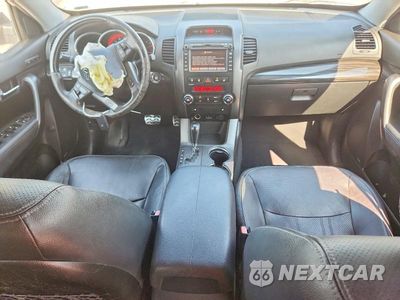 Zdjęcie 8 z 13 samochodu: 2012 KIA SORENTO SX VIN:5XYKW4A2XCG272522 - miniatura