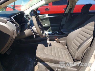 Zdjęcie 7 z 12 samochodu: 2015 FORD FUSION SE VIN:3FA6P0H7XFR184997 - miniatura