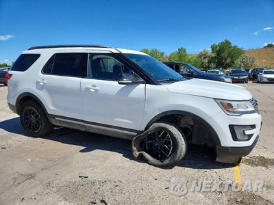 Czwarte zdjęcie samochodu z boku: 2017 FORD EXPLORER XLT VIN:1FM5K8D82HGC21242 - miniatura