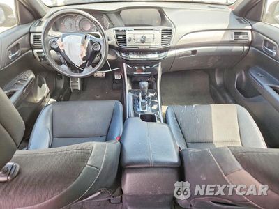 Zdjęcie 8 z 12 samochodu: 2017 HONDA ACCORD SPORT VIN:1HGCR2F51HA054819 - miniatura
