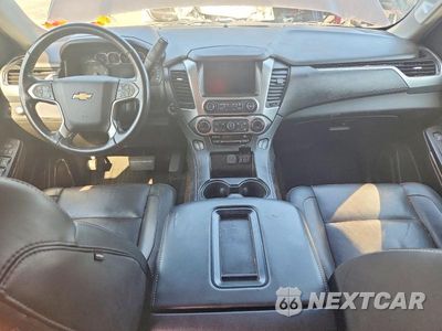 Zdjęcie 8 z 13 samochodu: 2018 CHEVROLET TAHOE C1500 LT VIN:1GNSCBKC7JR380333 - miniatura