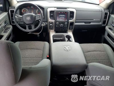 Zdjęcie 8 z 12 samochodu: 2018 RAM 1500 SLT VIN:1C6RR7LT5JS329964 - miniatura