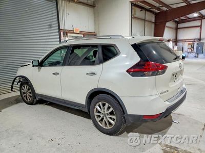 Drugie zdjęcie samochodu z przodu: 2018 NISSAN ROGUE SV VIN:5N1AT2MV9JC800949 - miniatura
