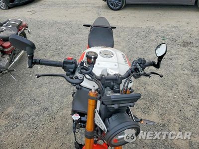 Piąte zdjęcie samochodu w środku: 2025 YAMAHA MTM890 VIN:JYARN96E4SA000818 - miniatura