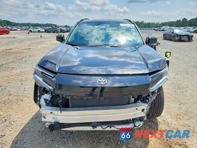 Piąte zdjęcie samochodu w środku: 2026 TOYOTA RAV4 LE VIN:2T36DRBV7TC002552 - miniatura