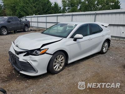 2024 TOYOTA CAMRY LE 4T1C11AK1RU214948 - główne zdjęcie licytacji z USA - miniatura