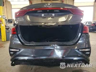 Zdjęcie 6 z 12 samochodu: 2019 KIA FORTE LXS VIN:3KPF24AD5KE076532 - miniatura