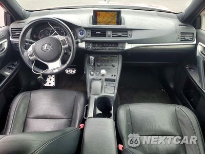 Zdjęcie 8 z 12 samochodu: 2012 LEXUS CT 200 VIN:JTHKD5BH8C2054361 - miniatura