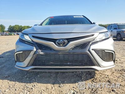 Piąte zdjęcie samochodu w środku: 2024 TOYOTA CAMRY XSE VIN:4T1K61AK9RU252408 - miniatura