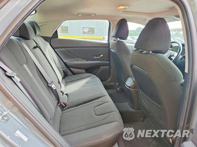 Zdjęcie 10 z 12 samochodu: 2021 HYUNDAI ELANTRA SEL VIN:KMHLN4AG2MU112990 - miniatura
