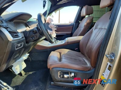 Zdjęcie 7 z 13 samochodu: 2019 BMW X5 XDRIVE40I VIN:5UXCR6C58KLL61232 - miniatura