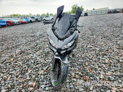 Drugie zdjęcie samochodu z przodu: 2022 KAWASAKI EX400 VIN:JKAEXKG19NDAG4705 - miniatura