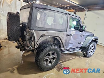 Trzecie zdjęcie samochodu z tyłu: 2018 JEEP WRANGLER SPORT VIN:1C4GJXAG1JW194617 - miniatura