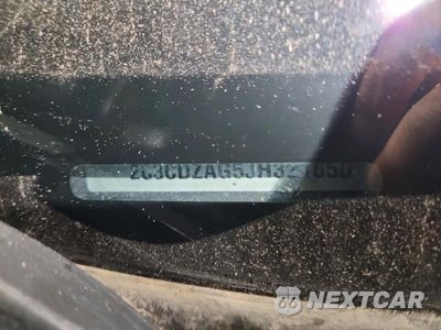Zdjęcie 12 z 12 samochodu: 2018 DODGE CHALLENGER SXT VIN:2C3CDZAG5JH321650 - miniatura