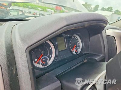 Zdjęcie 9 z 12 samochodu: 2015 RAM 1500 LARAMIE VIN:1C6RR7VM3FS600369 - miniatura