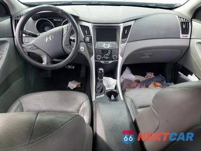 Zdjęcie 8 z 12 samochodu: 2015 HYUNDAI SONATA HYBRID LIMITED VIN:KMHEC4A47FA119507 - miniatura