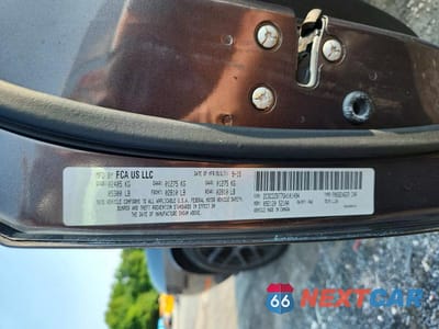 Zdjęcie 12 z 12 samochodu: 2016 DODGE CHALLENGER R/T VIN:2C3CDZBT7GH101494 - miniatura