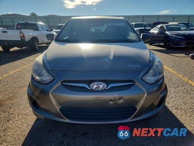 Piąte zdjęcie samochodu w środku: 2013 HYUNDAI ACCENT GLS VIN:KMHCT4AEXDU488793 - miniatura
