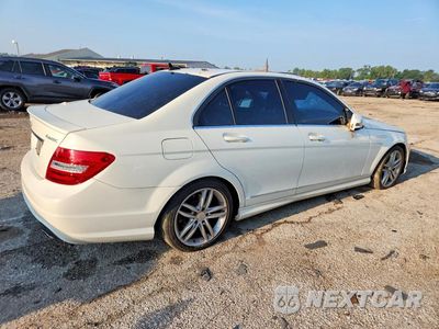 Trzecie zdjęcie samochodu z tyłu: 2012 MERCEDES-BENZ C 300 4MATIC VIN:WDDGF8BB8CR212922 - miniatura