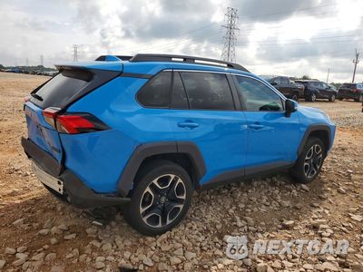 Trzecie zdjęcie samochodu z tyłu: 2019 TOYOTA RAV4 ADVENTURE VIN:2T3J1RFVXKC028140 - miniatura