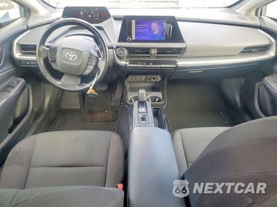 Zdjęcie 8 z 12 samochodu: 2023 TOYOTA PRIUS LE VIN:JTDACAAU5P3007294 - miniatura