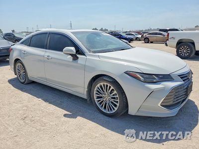 Czwarte zdjęcie samochodu z boku: 2022 TOYOTA AVALON LIMITED VIN:4T1DZ1FB2NU071797 - miniatura