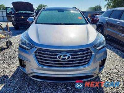Piąte zdjęcie samochodu w środku: 2017 HYUNDAI SANTA FE LIMITED ULTIMATE VIN:KM8SRDHF9HU207940 - miniatura