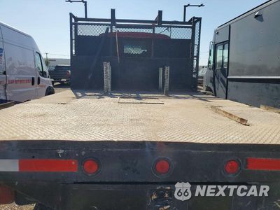 Zdjęcie 10 z 14 samochodu: 2006 CHEVROLET C5500 C5C042 VIN:1GBE5C1276F419305 - miniatura