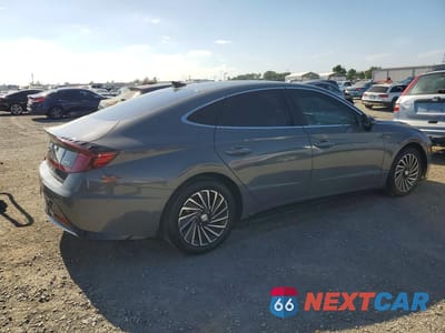 Trzecie zdjęcie samochodu z tyłu: 2021 HYUNDAI SONATA HYBRID SEL VIN:KMHL34JJ6MA027993 - miniatura